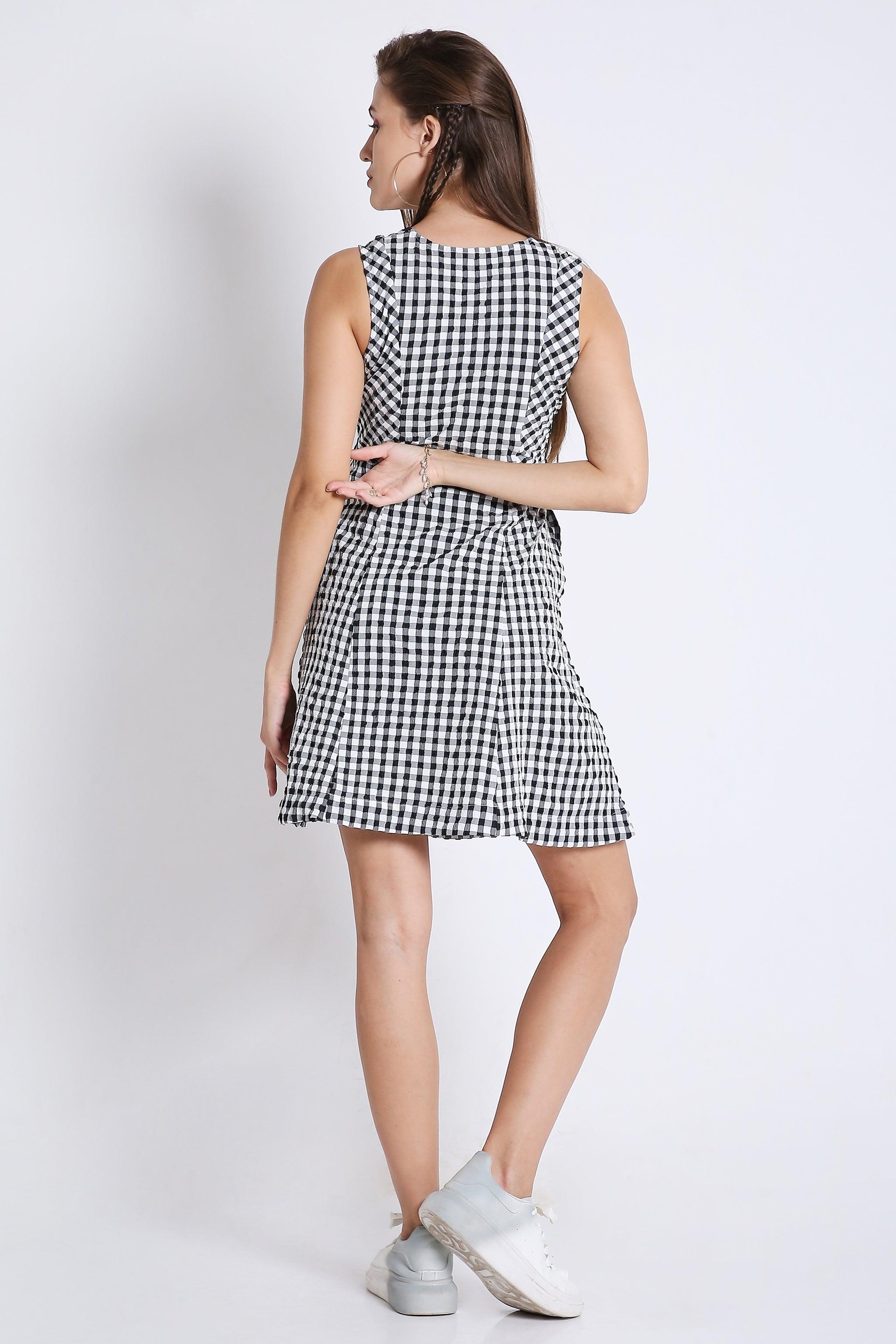 Checks Short Fit & Flared Sleeveless Dress FRENCH THEORY