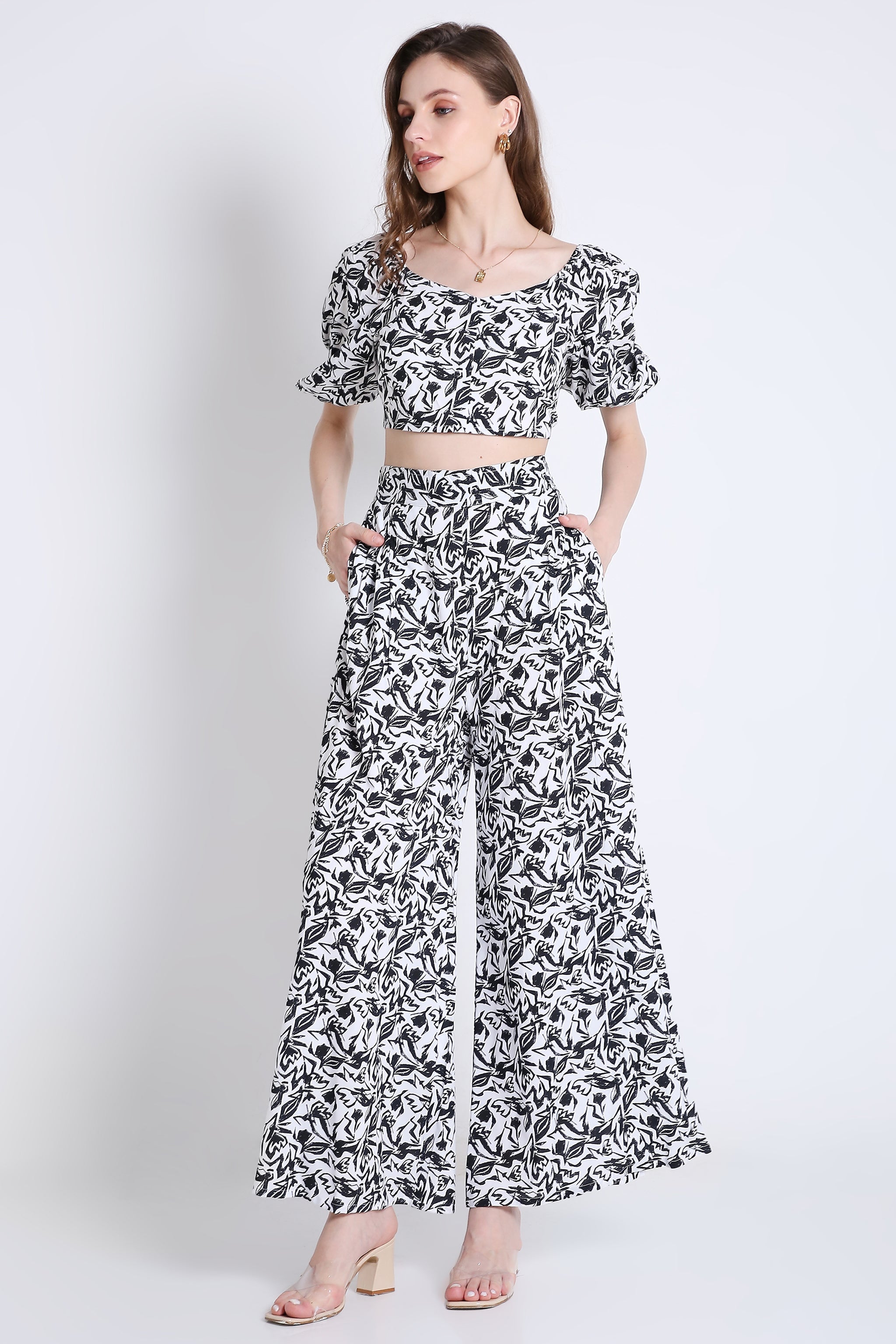 Short Sleeve Crop Top FRENCH THEORY