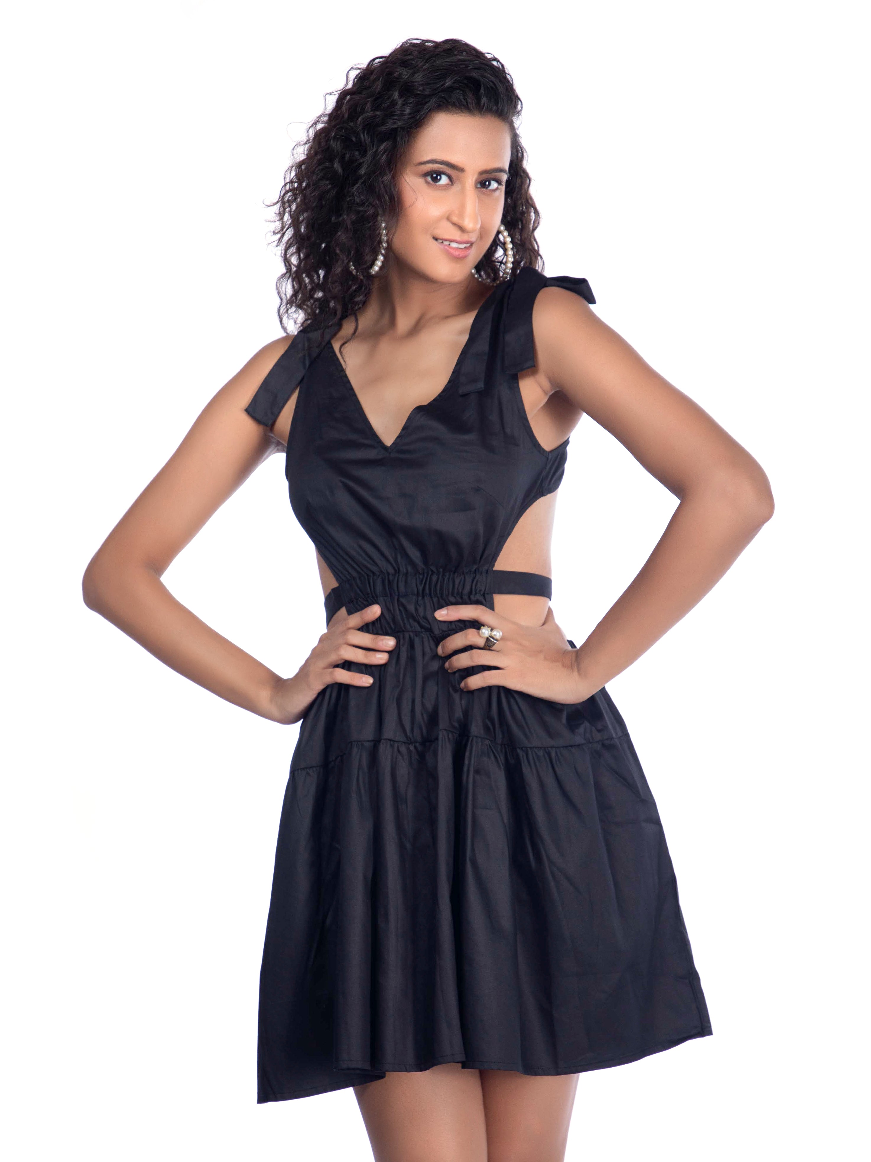 Black Backless Satin Dress - FRENCH THEORY