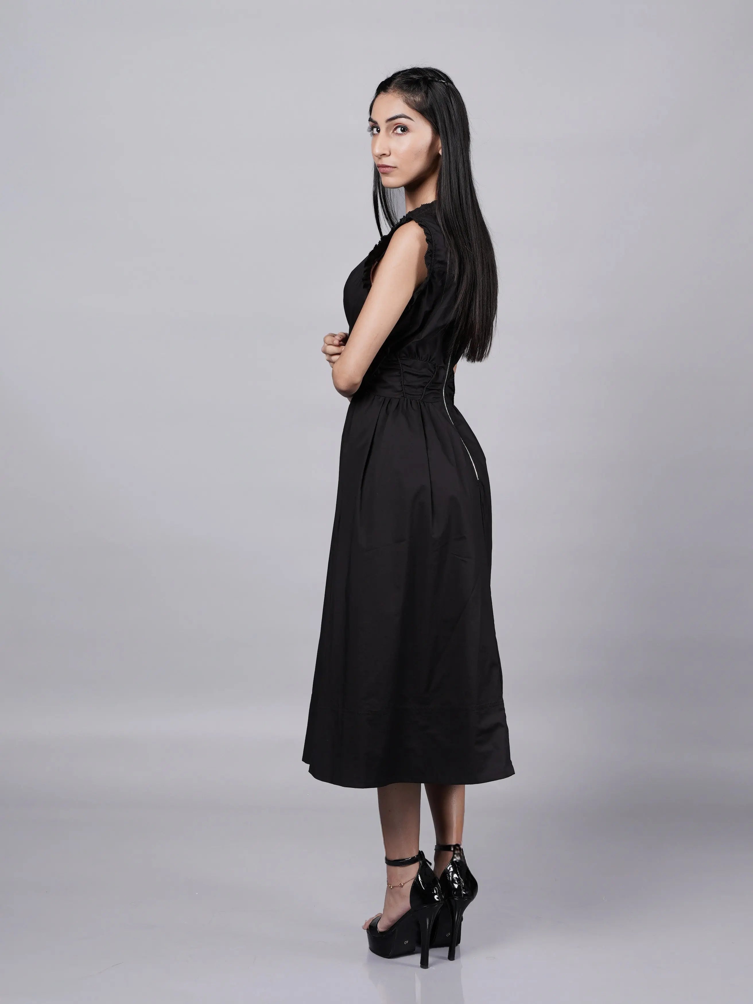 Old Money Influence Black Dress