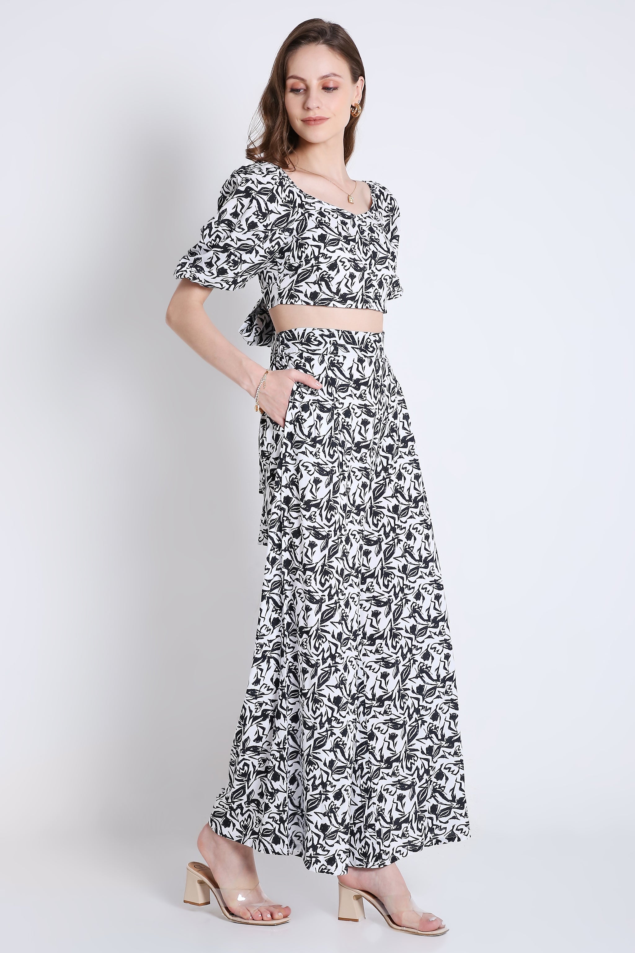 Short Sleeve Crop Top FRENCH THEORY