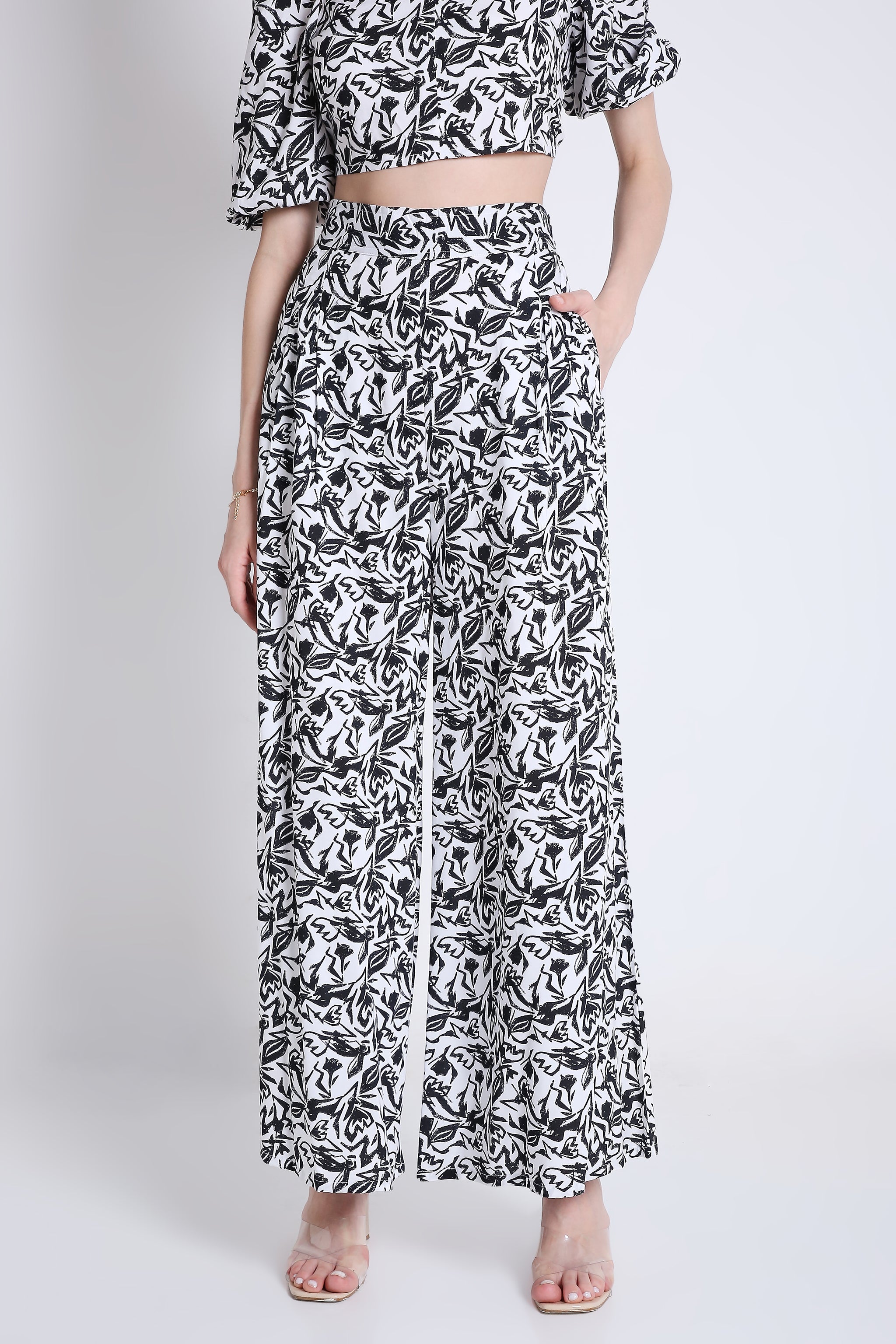 Short Sleeve Crop Top FRENCH THEORY