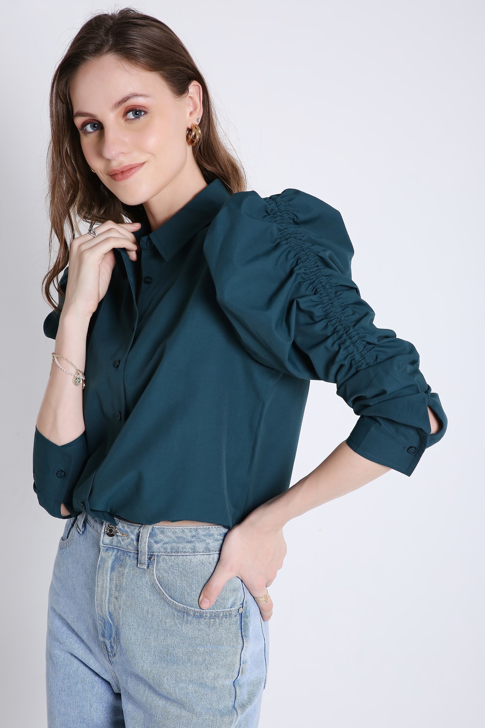 Rushed Sleeve Crop Shirt FRENCH THEORY